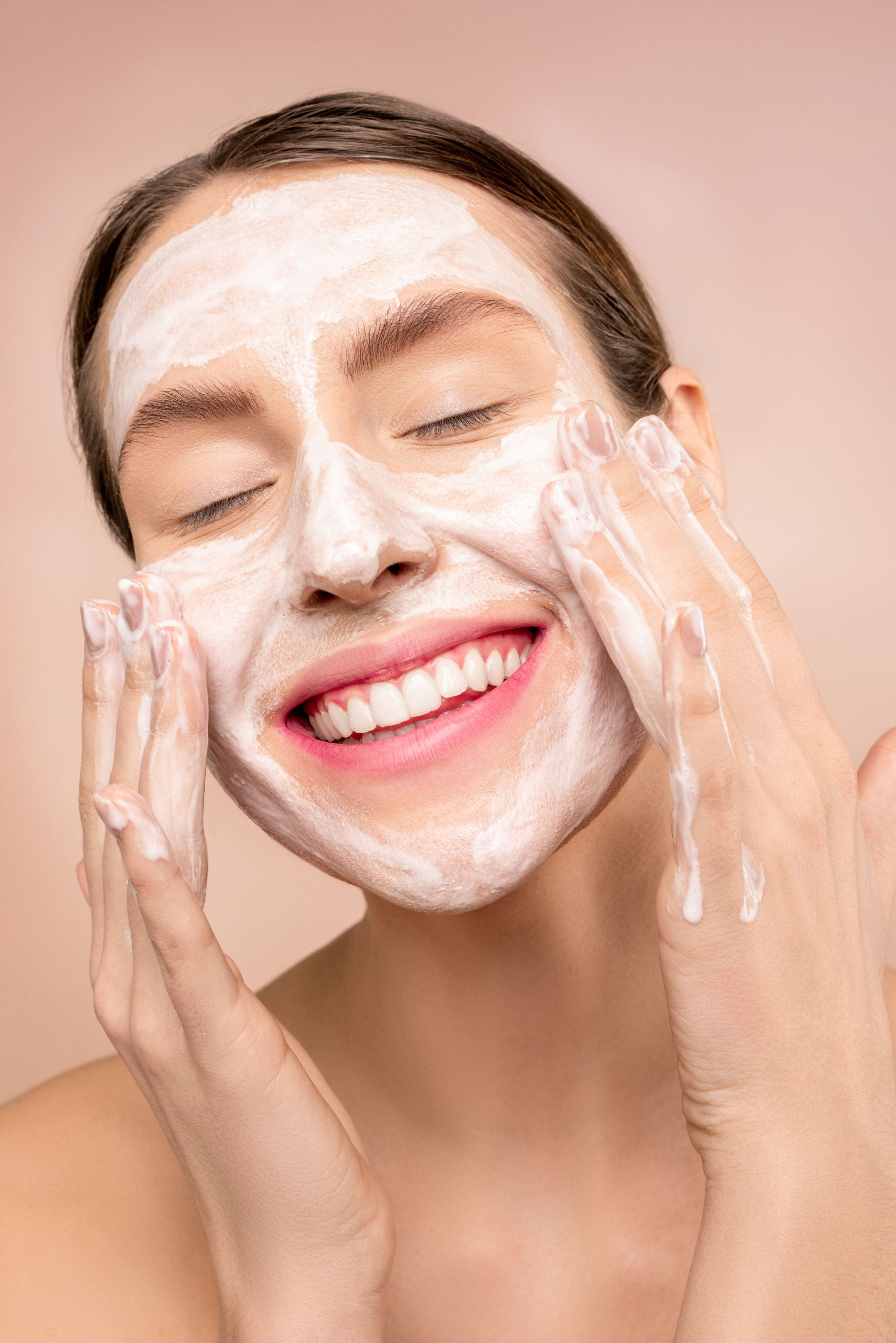 Can A Cleanser Help You Get Rid Of Dark Spots?