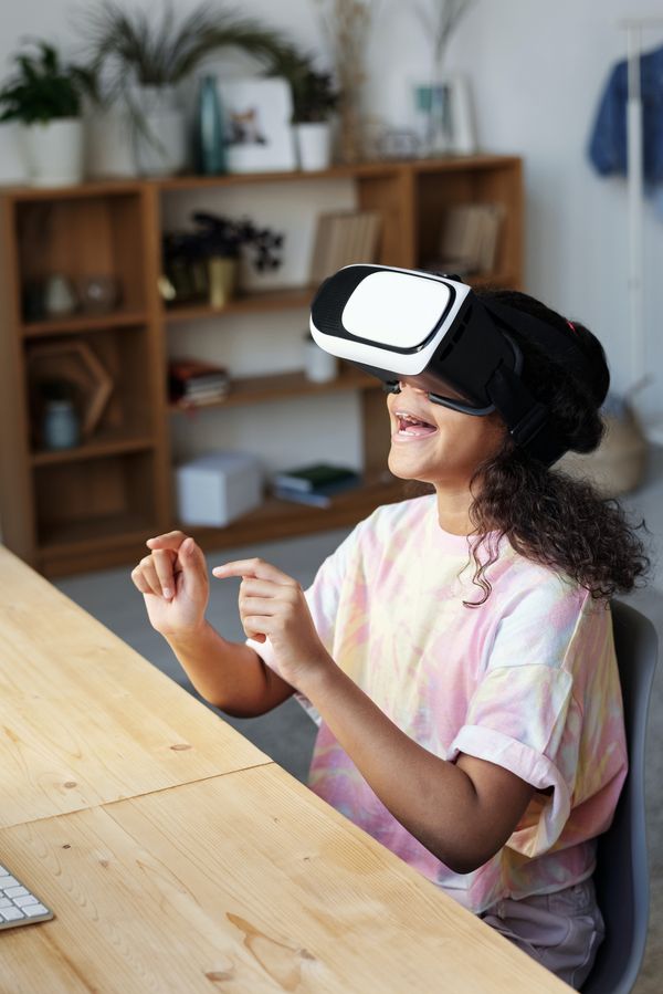 A Beginner's Guide to Virtual Reality Headsets